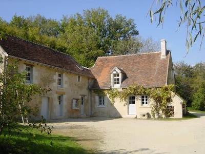 A haven of peace in the village of Montrésor (Châteaux de la Loire)