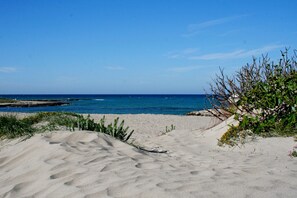 Strand 3 min zu Fuß