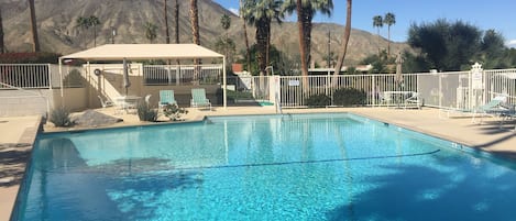 These gorgeous mountains surrounding the expansive pool are truly breathtaking!