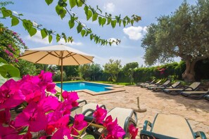 Ferienhaus im rustikalen Stil mit Pool auf Mallorca