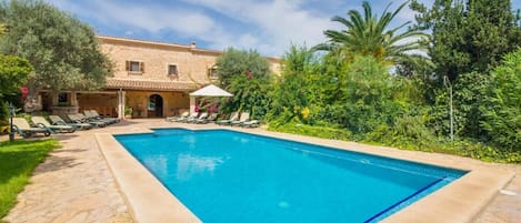 Fínca rústica con piscina y barbacoa en Mallorca 