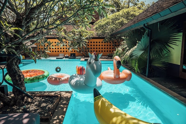 Utomhuspool