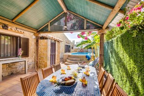 House with pool and terrace in Puerto de Alcudia.