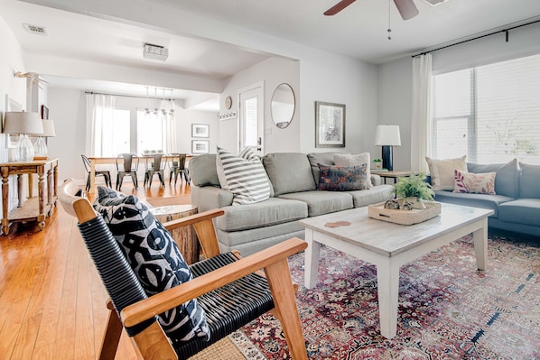 Living/Dining open concept