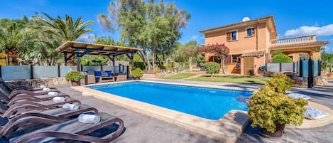 Finca mit Pool zur Miete auf Mallorca