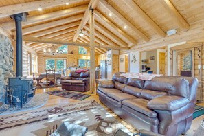 Living Room | Single-Story Home | Wood-Burning Stove | Central A/C & Heating