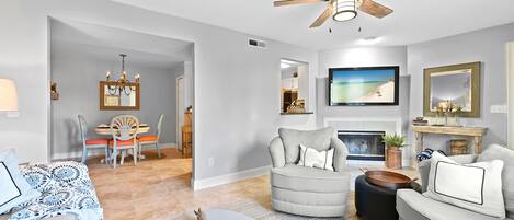 Welcome to Ponte Vedra Colony Circle 11! - Once you arrive at this beautiful condo, you may never want to leave!
