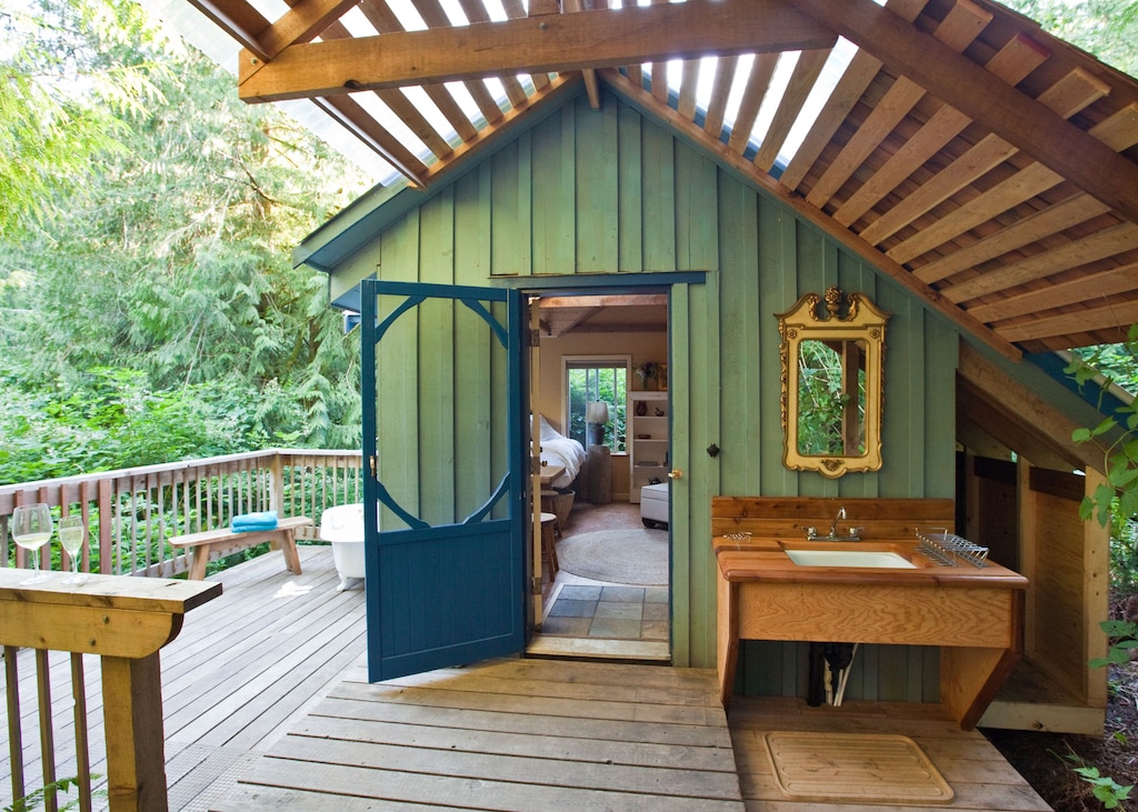 The best accommodation in Salt Spring Island BC The best accommodation in Salt Spring Island BC efeba793.f10