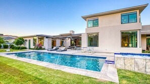Amazing two-story estate w/ gorgeous pool, spa, patio, & outdoor games