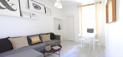 West End City Center Flat- Aparcamiento gratuito!