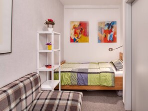 Ferienwohnung für 4 Personen, 2 Schlafzimmer mit Balkon, 60 m²-2. Schlafzimmer