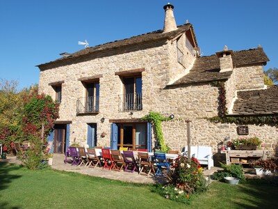 Beautiful complete eco-house, 15 people