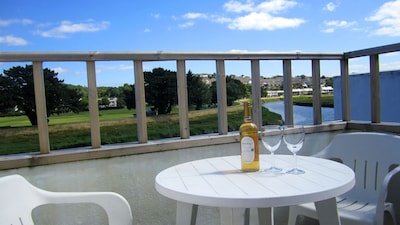 Waterside Cottage, River Views, Cycling on Camel Trail, Free WiFi, Cornwall 