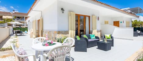 Holidays in Playa de Alcudia to rent a house