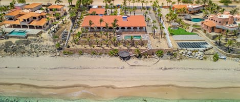 Los Arcos, a private beachfront estate