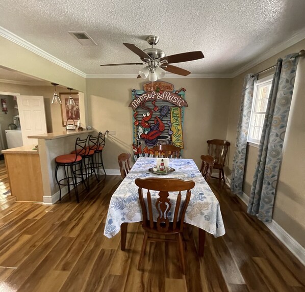 The Long Beach Lodge, Dining Room & Mudbug Wall Art.