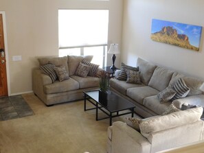 Living Room 4