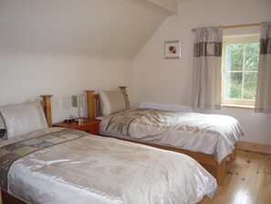 Twin Bedroom