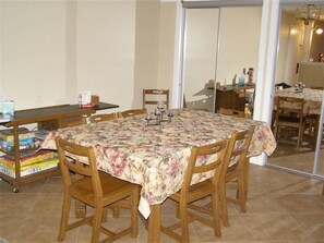 Elegant Dinning