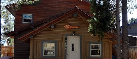 Front of cabin 9/2014