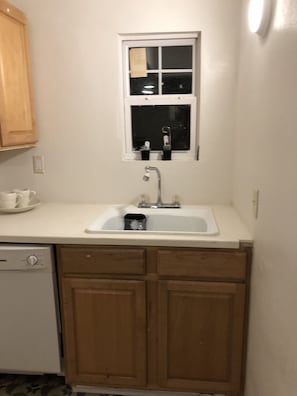 Kitchen sink