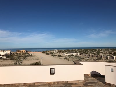 Hermosa casa de San Felipe con vista al mar