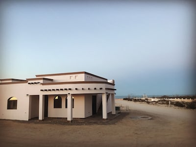 Hermosa casa de San Felipe con vista al mar