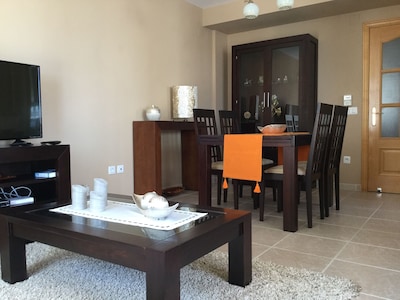 Calpe, for rent 2 slpk app, near beach, restaurants, harbor, shops