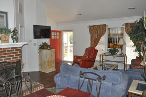 Living Room - Front Entrance