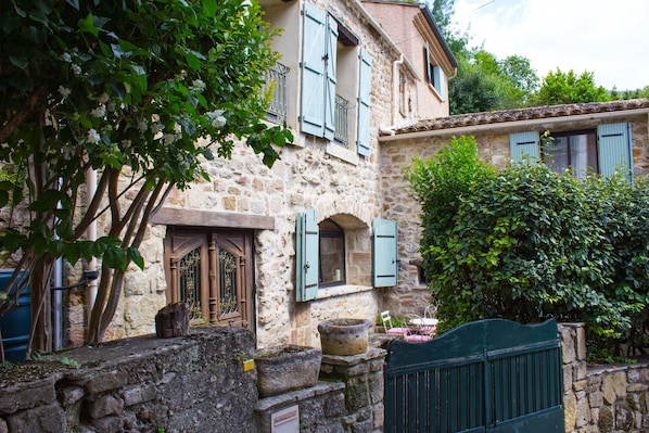 House front and main entrance