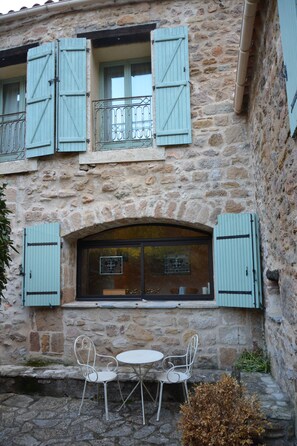 Main House - upstairs lounge windows and ground floor lounge