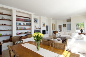 Dining-room Lounge Area at Felsensicht Holiday Home