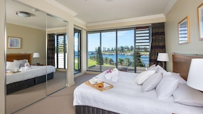 Apartment 602 Sebel Kiama| Bedroom 1