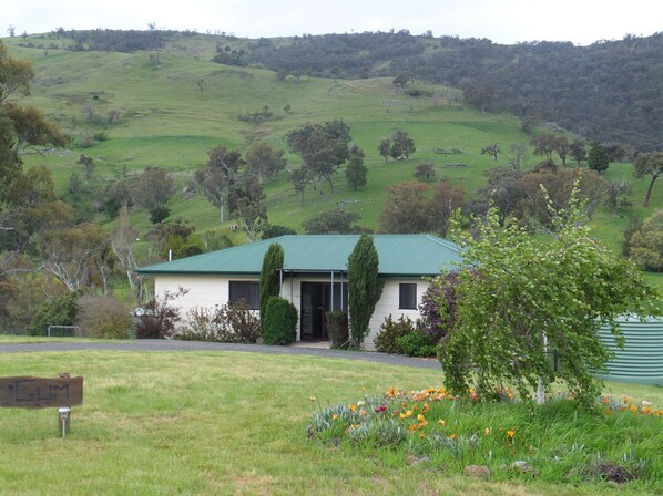 Red Gum cottage