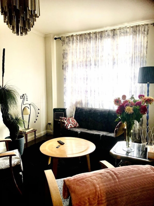 Living Space: Art Deco Furniture, Venini Chandelier, Orig. Artworks & 60” WallTV