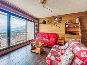 Chaîne De Montagnes, Appartement, Station De Montagne, Balcon, Alpes, Crête, Village De Montagne