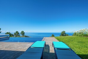 Our Madeira - Apartmwents in Calheta with Swimming Pool - Quinta Inacia