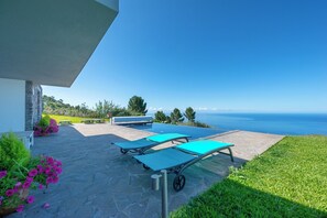 Our Madeira - Apartments in Calheta with Heated Pool - Quinta Inacia