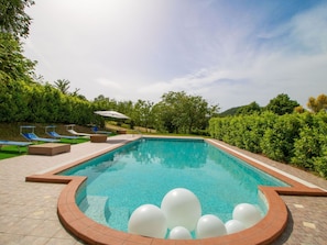 Water, Sky, Plant, Cloud, Property, Swimming Pool, Green, Azure, Tree, Body Of Water