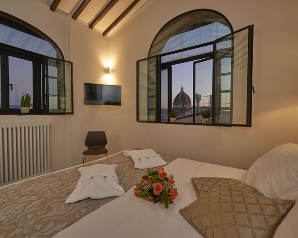 Bedroom with view of the Duomo