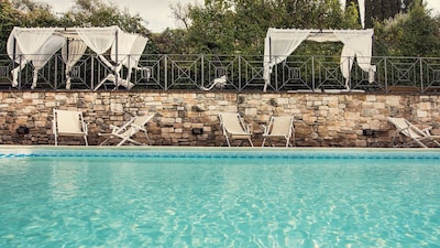 Villa Nuba,Bonfigli apt. - Spa room,fire place,wifi,pool with salt-heated water
