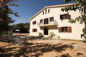 Façade