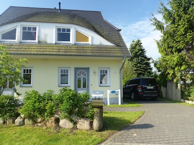 High quality equipped holiday home m. Sauna in a fantastic location on the Darß