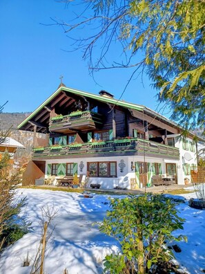 Chalet Dr. Datz (DE Reit im Winkl) - Milcarek Sigrid - 86670-Wintertraum