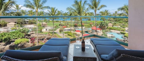 Step into this oceanfront paradise when you book Konea 301