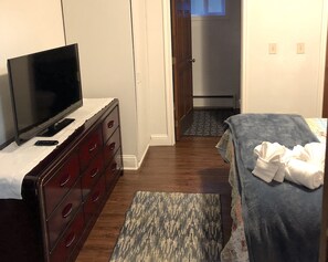 Streaming TV, Queen Bed, and Private Bath