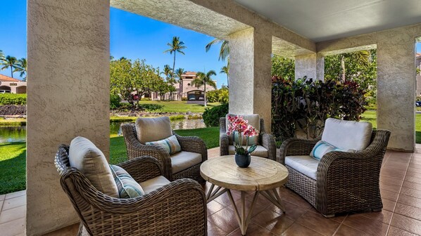 Lanai offers serene view of the Lagoon