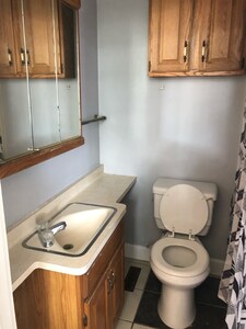 Affordable Studio in Allentown (Free Parking)