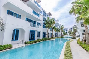 pool and building view