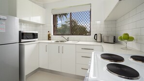 Miami Kiama I Fully equipped kitchen I microwave  
